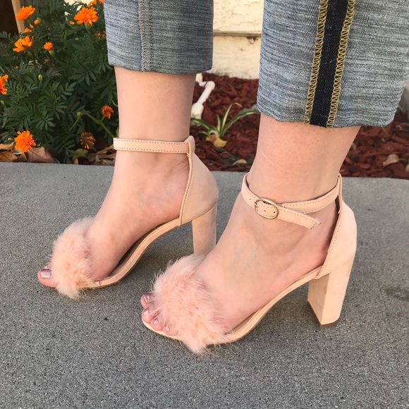 Konner Women’s Feather Chunky Heel Sandals - Blush - Picture 3 of 3